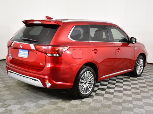 Used 2020 Mitsubishi Outlander SEL image 6