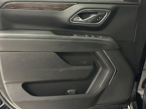 Used 2023 Chevrolet Tahoe 4WD w/ 1FL Safety Package image 18