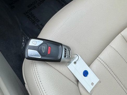 Used 2018 Audi Q5 2.0T Premium Plus w/ Premium Plus Package image 42