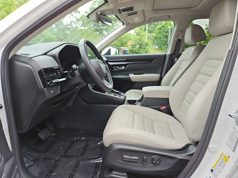 Used 2026 Honda CR-V EX-L image 13