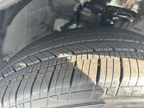 Certified 2025 Toyota Corolla Cross AWD Hybrid w/ Convenience Package image 12