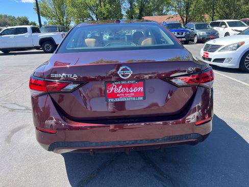 Used 2021 Nissan Sentra SV w/ SV Premium Package FWD image 8