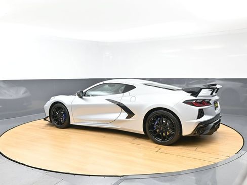 Used 2026 Chevrolet Corvette Stingray Coupe w/ Battery Protection Package RWD image 6