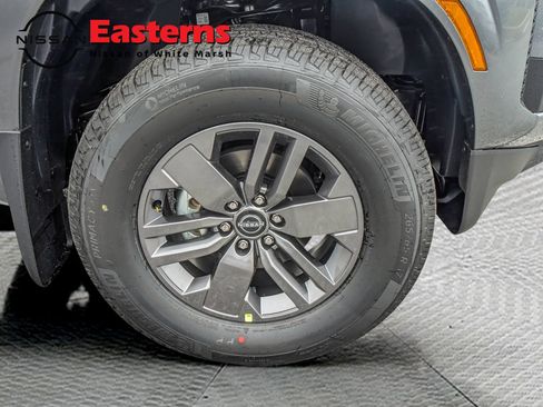 New 2026 Nissan Frontier SV w/ Tow Package AWD/4WD image 24