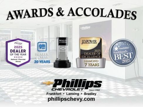 Used 2024 Chevrolet Traverse LT w/ LPO, Floor Liner Package image 8