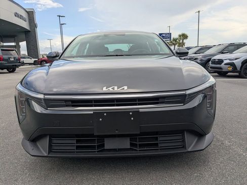 Used 2025 Kia K4 FWD image 9