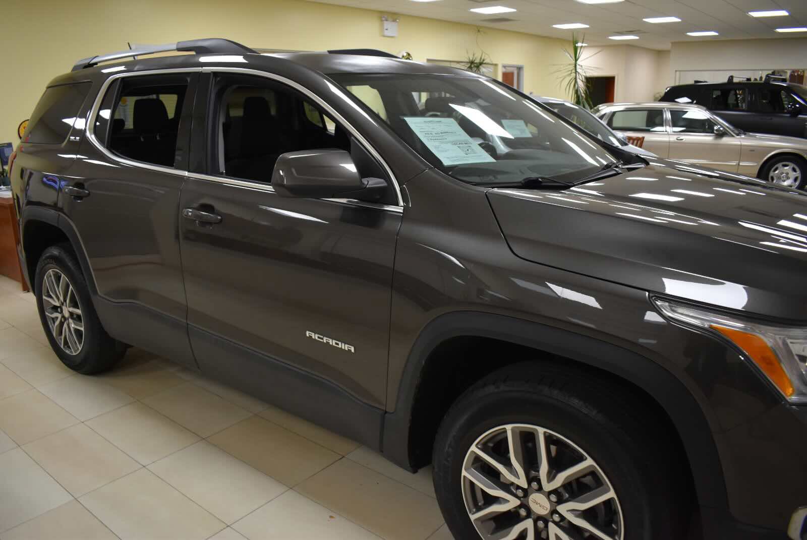 Used 2019 GMC Acadia SLE w/ Driver Alert Package I AWD/4WD image 55