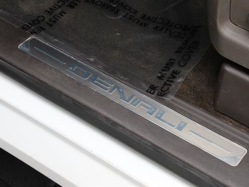 Used 2016 GMC Yukon Denali w/ Open Road Package image 31