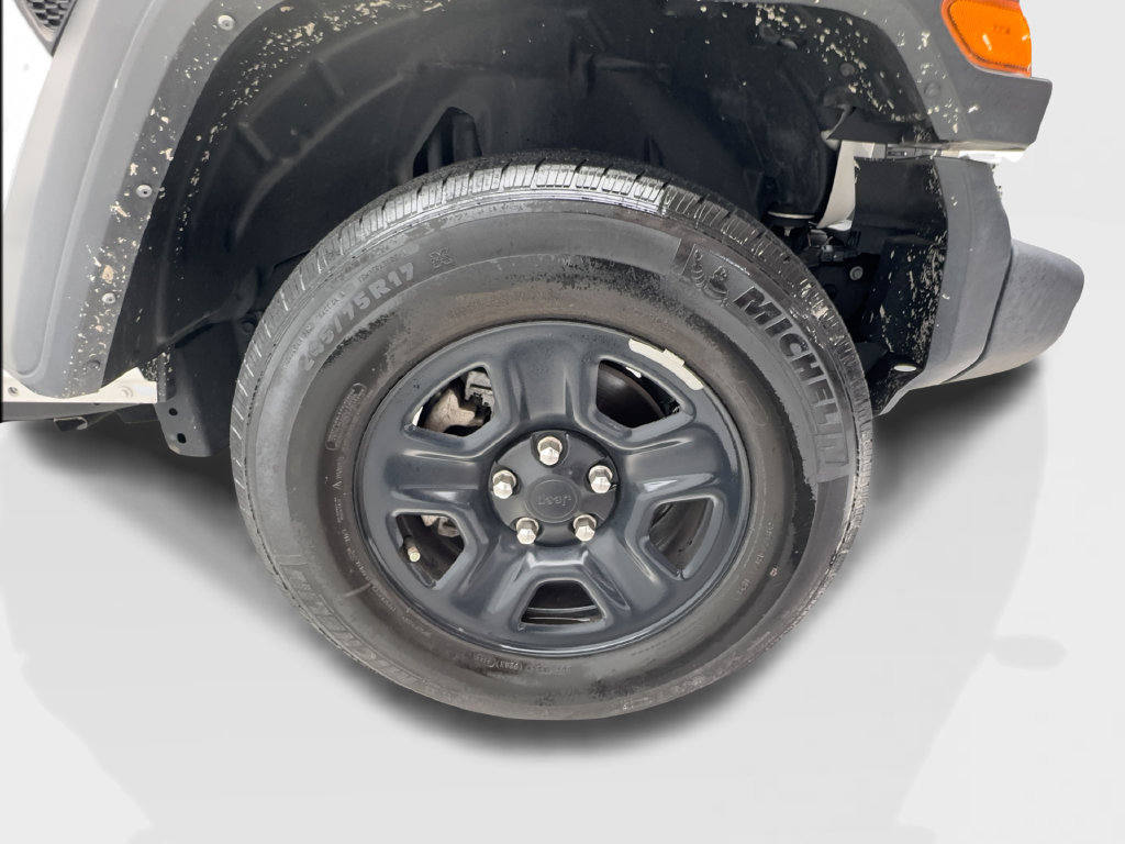 Used 2022 Jeep Wrangler Sport AWD/4WD image 15