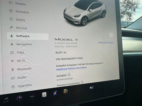 Used 2023 Tesla Model Y Long Range image 11