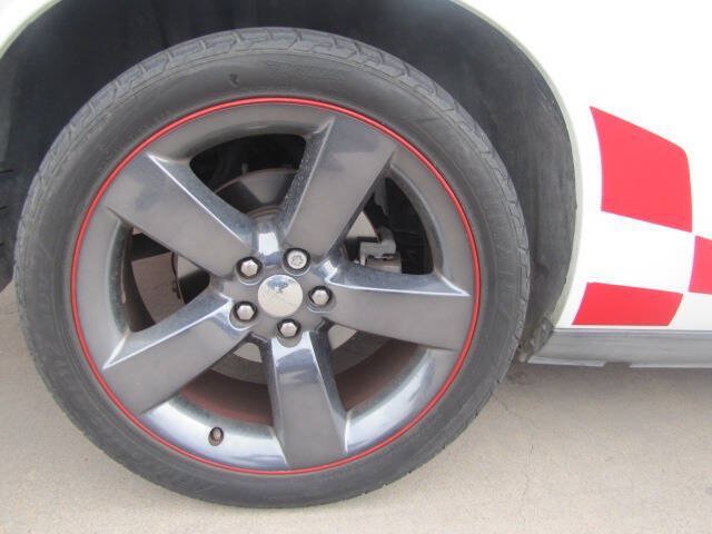 Used 2013 Dodge Challenger SXT RWD image 14