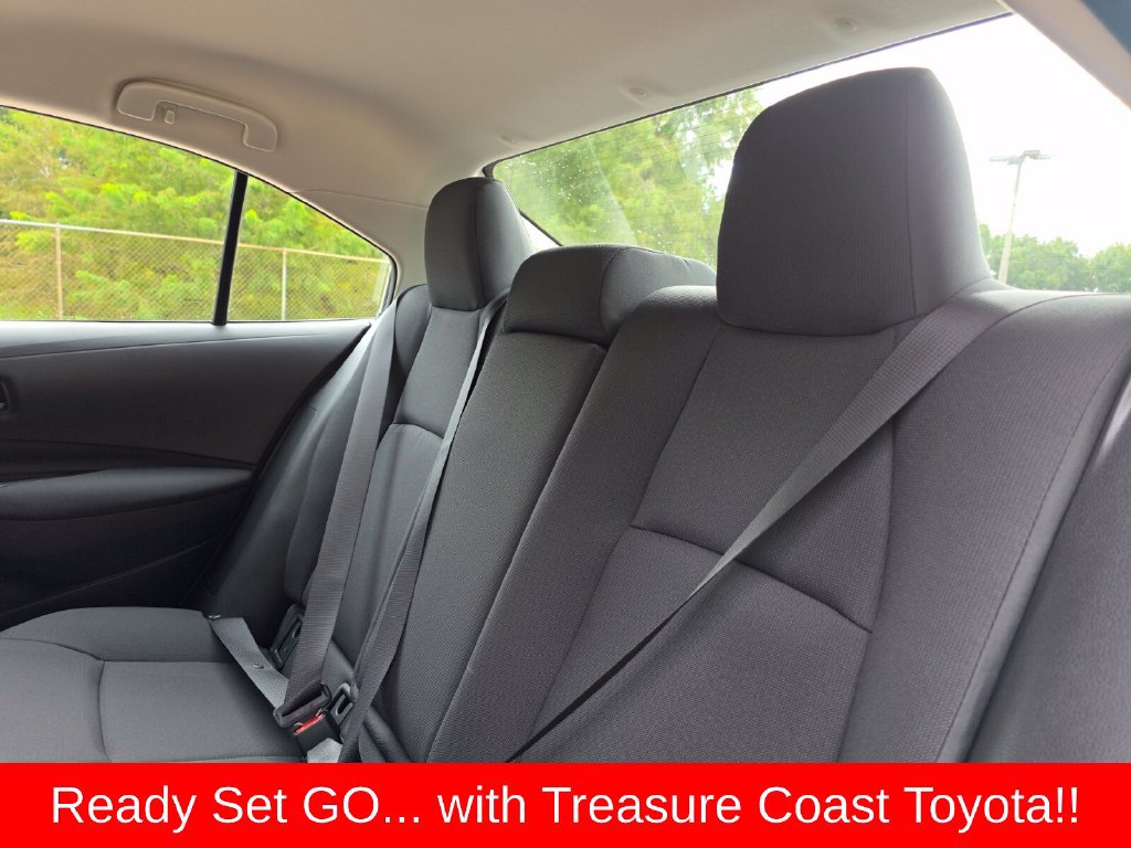 Used 2026 Toyota Corolla LE FWD image 21
