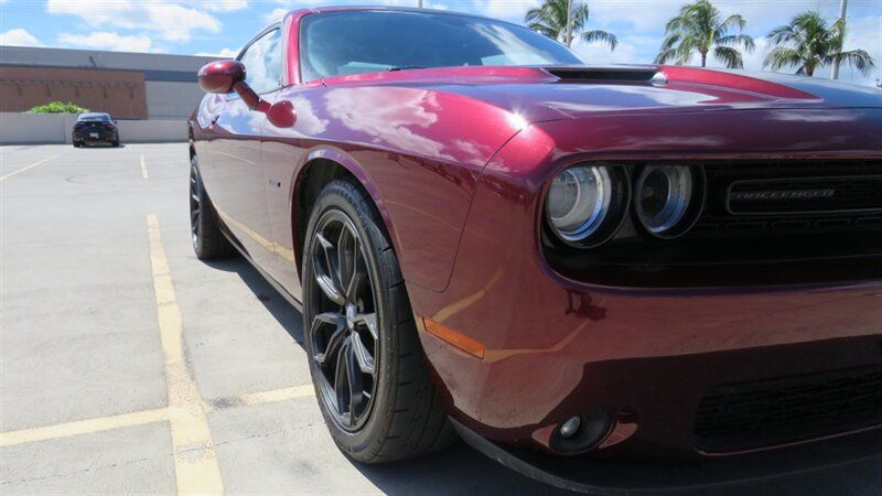 Used 2017 Dodge Challenger R/T w/ Blacktop Package RWD image 6