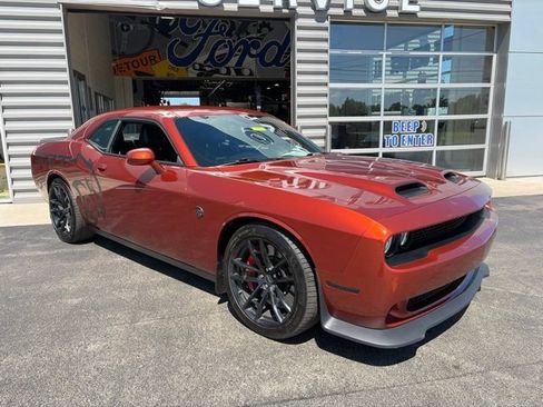 Used 2023 Dodge Challenger SRT Hellcat RWD image 4