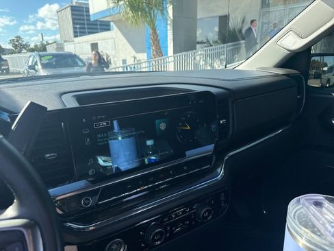 Used 2023 Chevrolet Silverado 1500 LT image 21