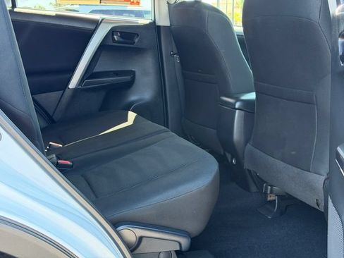 Used 2018 Toyota RAV4 LE w/ All Weather Liner Package FWD image 18