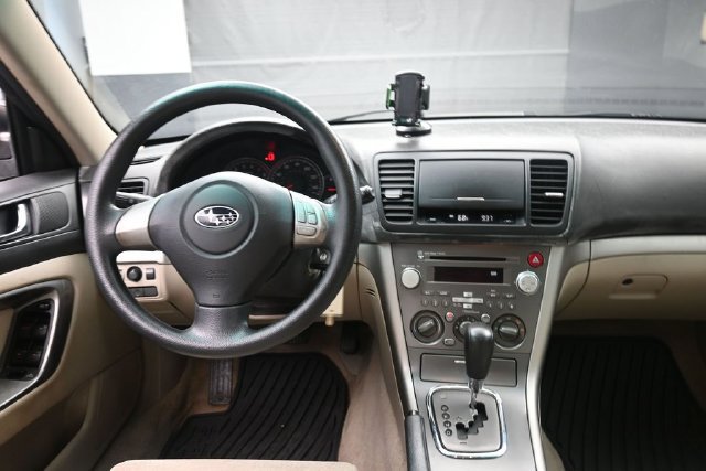 Used 2008 Subaru Outback 2.5i AWD/4WD image 9