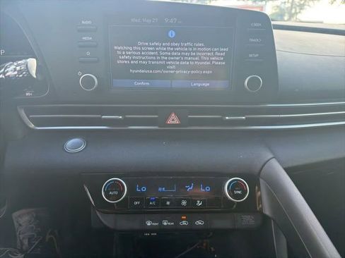 Used 2021 Hyundai Elantra SEL FWD image 8