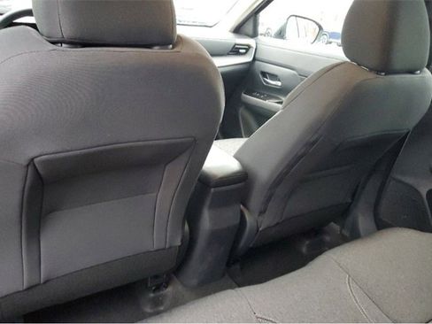 Certified 2025 Nissan Kicks SV image 26