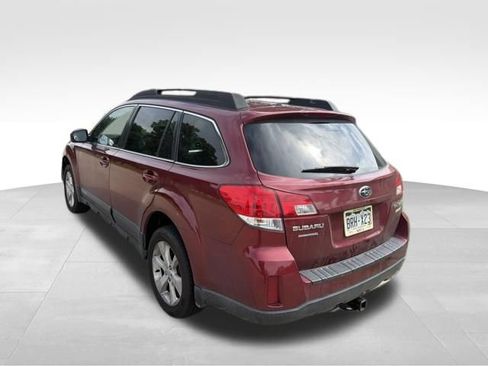 Used 2013 Subaru Outback 2.5i Premium w/ All-Weather Pkg AWD/4WD image 6