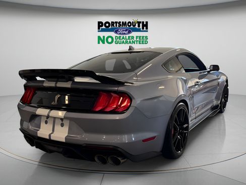 Used 2022 Ford Mustang Shelby GT500 w/ Technology Package RWD image 33