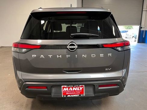 Used 2024 Nissan Pathfinder SV FWD image 4