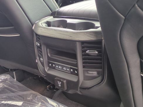 New 2026 RAM 1500 Limited w/ Body Color Bumper Group AWD/4WD image 32