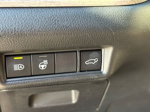 Used 2025 Toyota Grand Highlander FWD image 24