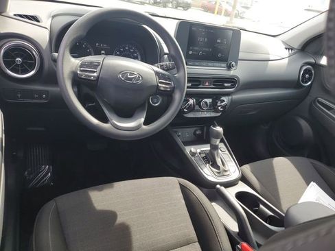 Certified 2023 Hyundai Kona SEL AWD/4WD image 10