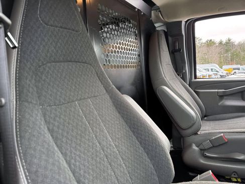 Used 2024 Chevrolet Express 2500 w/ Driver Convenience Package image 9