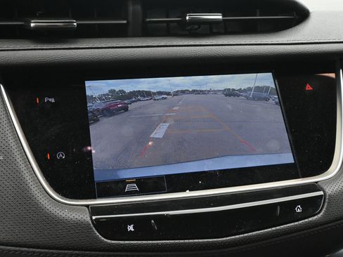 Used 2024 Cadillac XT5 Premium Luxury FWD image 13