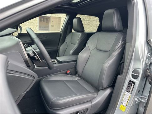 Certified 2025 Lexus RX 350 image 37