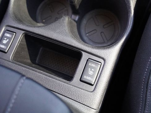 Used 2018 Nissan Rogue SL image 15