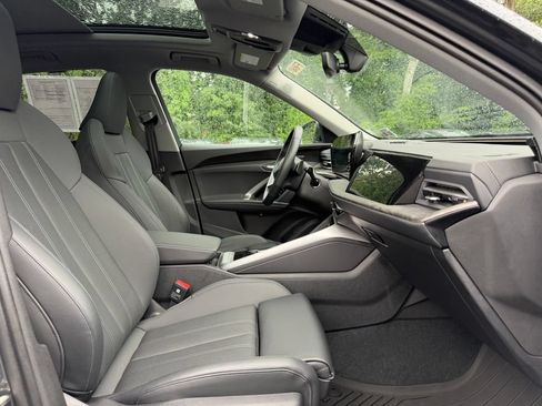 Used 2025 Audi Q5 Premium Plus w/ Premium Plus AWD/4WD image 19