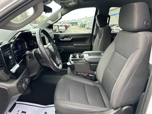 Used 2022 Chevrolet Silverado 1500 LT AWD/4WD image 9