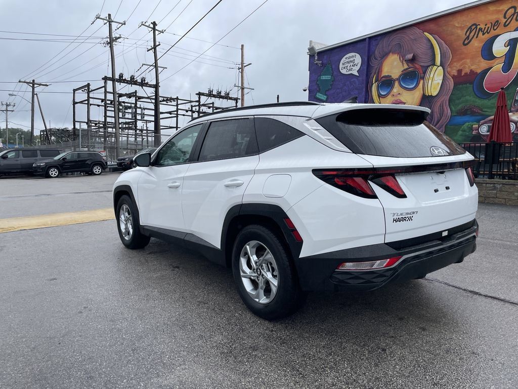 Used 2024 Hyundai Tucson SEL FWD image 3