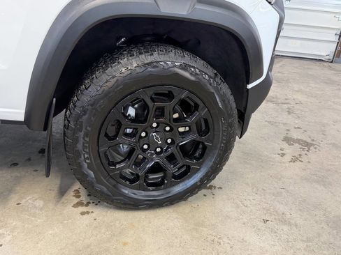 Used 2026 Chevrolet Colorado Trail Boss image 15