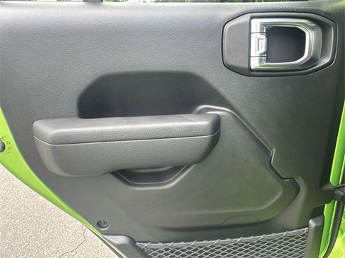 New 2025 Jeep Gladiator Willys image 22