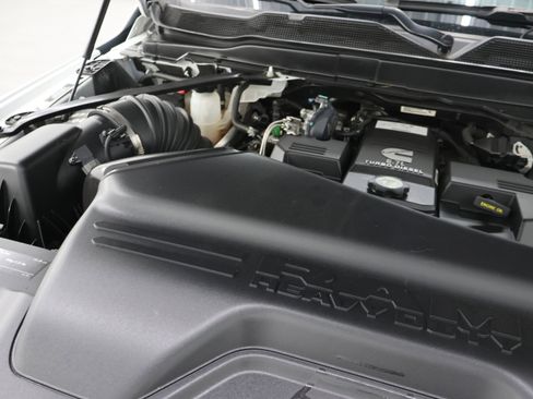 Used 2022 RAM 2500 Laramie AWD/4WD image 18