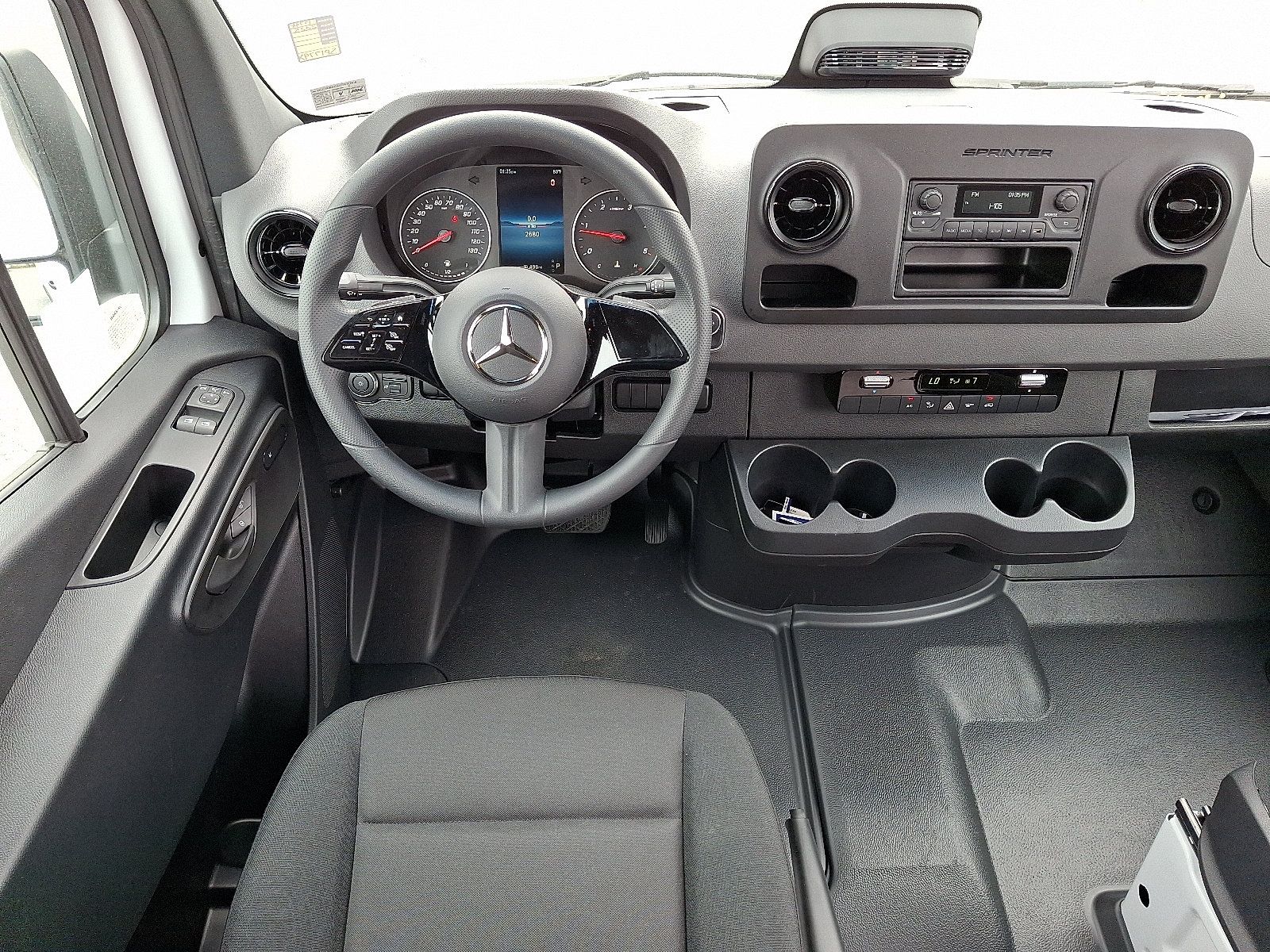 Used 2025 Mercedes-Benz Sprinter 2500 image 12