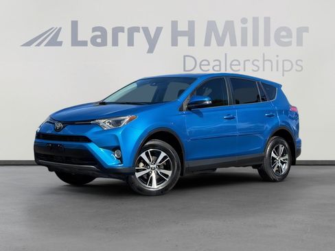 Used 2018 Toyota RAV4 XLE w/ Protection Package FWD image 1