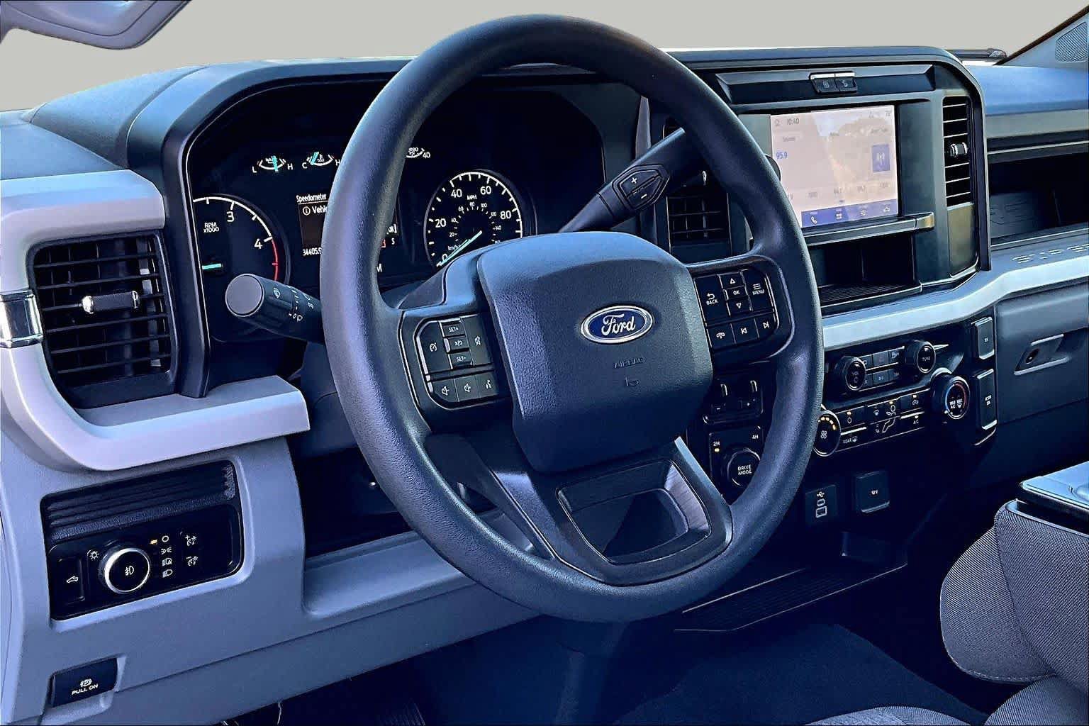 Used 2025 Ford F350 XL w/ STX Appearance Package AWD/4WD image 17