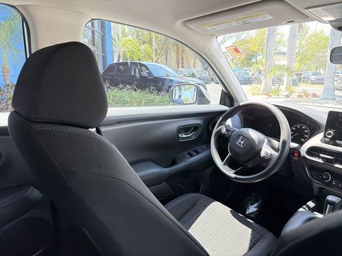 Certified 2024 Honda HR-V LX image 17