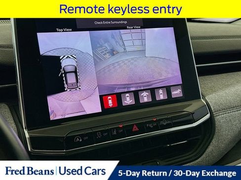 Used 2022 Jeep Compass Latitude image 17