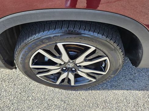 Used 2019 Honda Pilot Touring image 19