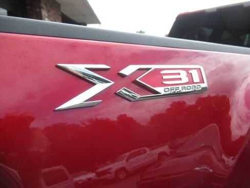 Used 2021 GMC Sierra 2500 SLE w/ SLE Convenience Package AWD/4WD image 12