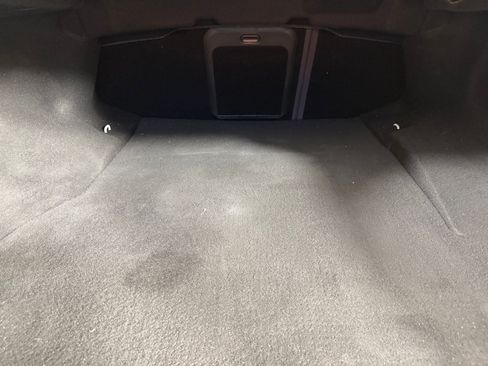 Used 2015 Jaguar XF Portfolio image 21