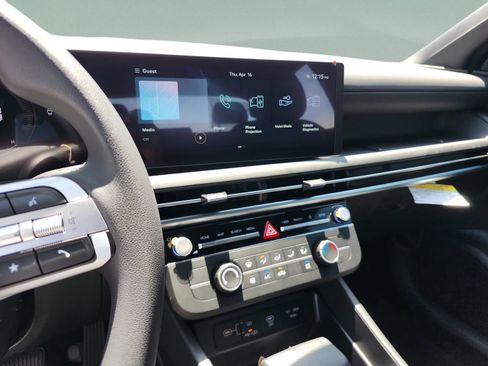 New 2026 Hyundai Santa Cruz SE FWD image 11