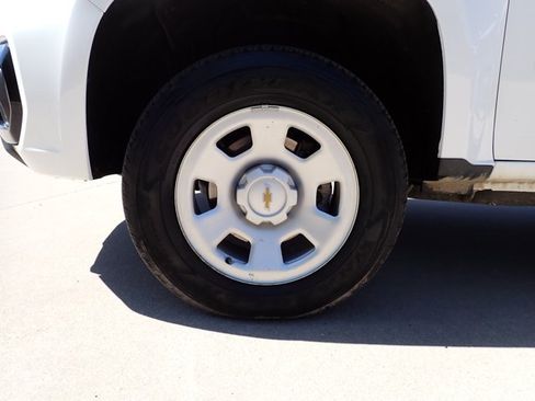 Used 2022 Chevrolet Colorado W/T w/ WT Convenience Package AWD/4WD image 7