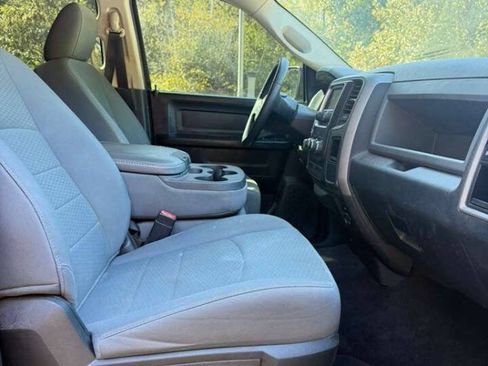 Used 2014 RAM 1500 Express RWD image 13